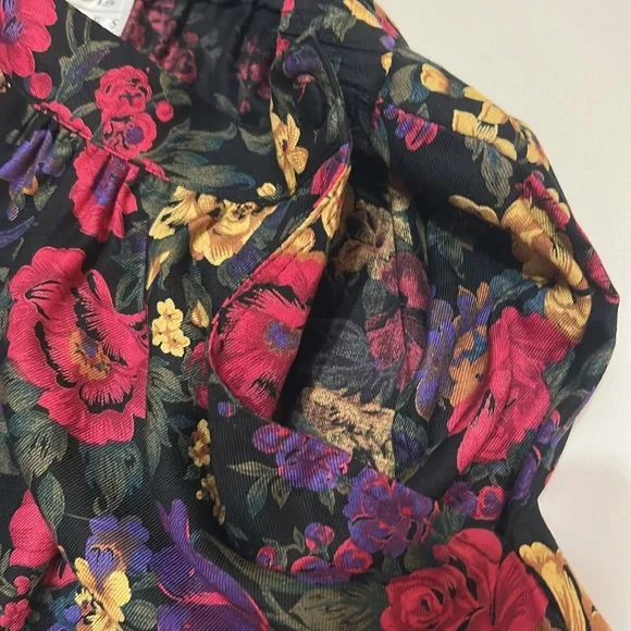Talbots Floral Women's Skirt - Black, Red, Yellow size 12P - Picture 3 of 8